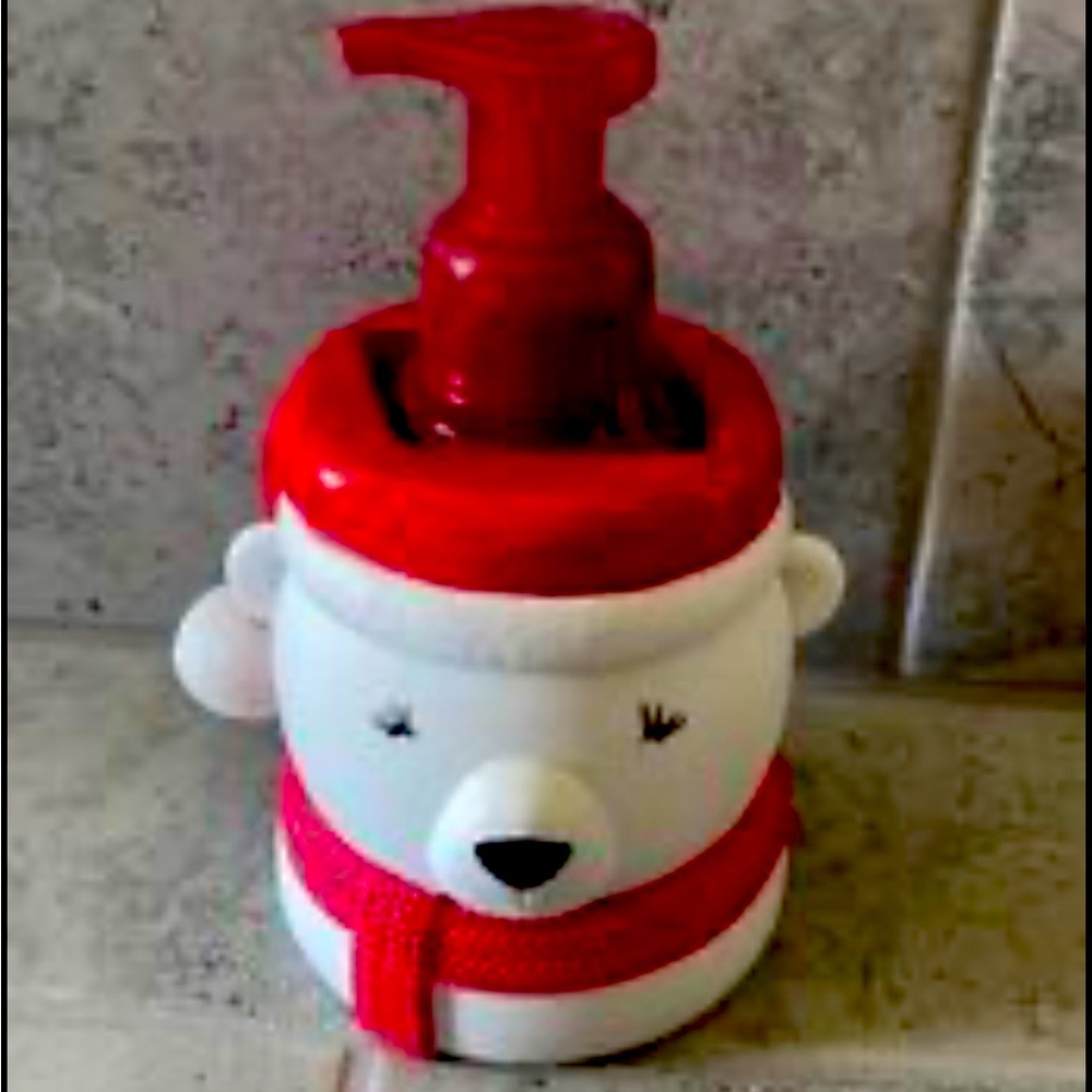 Bath and Body Works polar bear soap holder